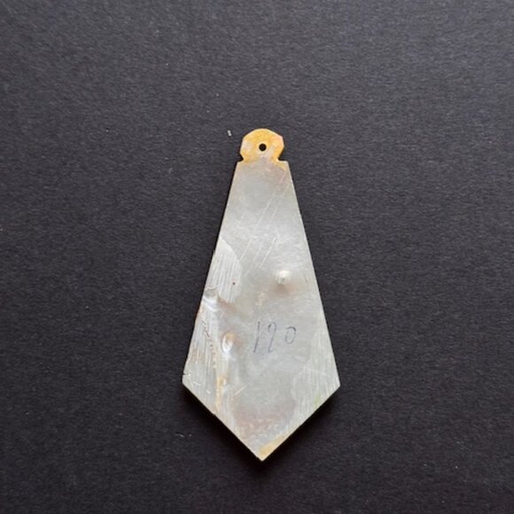 Hand Painted Mother of Pearl Pendent - Picture 2 of 2